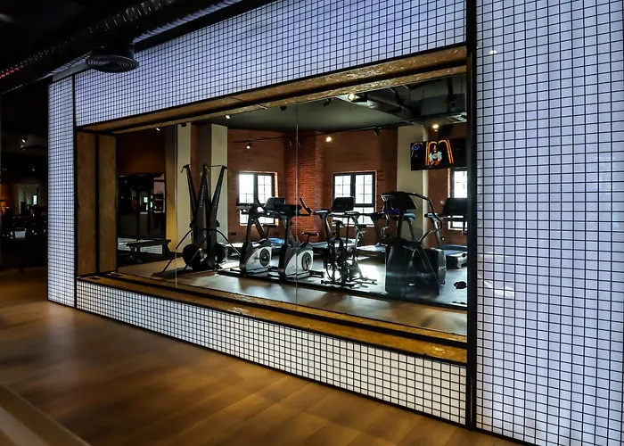 Caesar Socrates דירה *